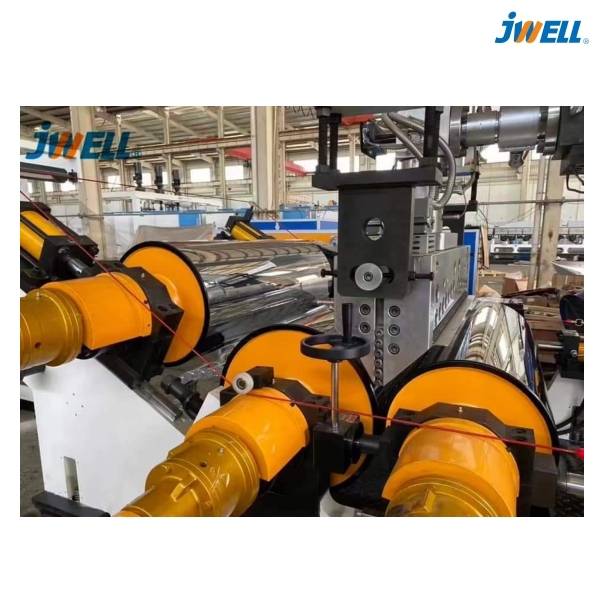 Gebrûk fan PMMA Sheet Extrusion Device